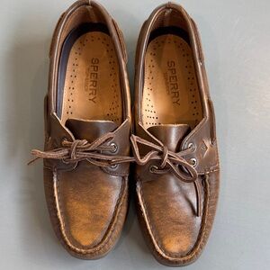 Sperry Women’s Tan Leather Boat Shoes